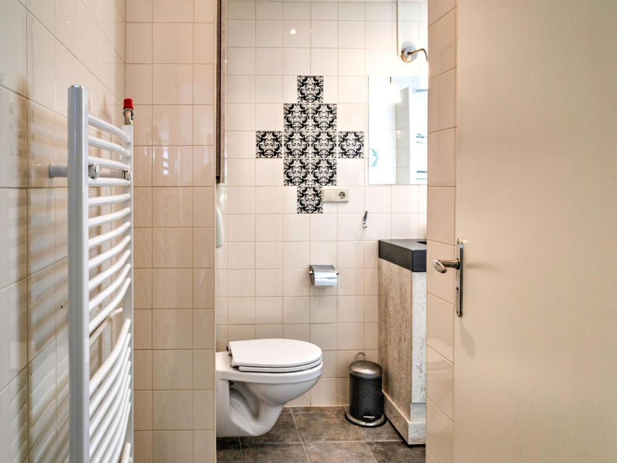 Modern Apartment In Schoorl Near The Beach エクステリア 写真